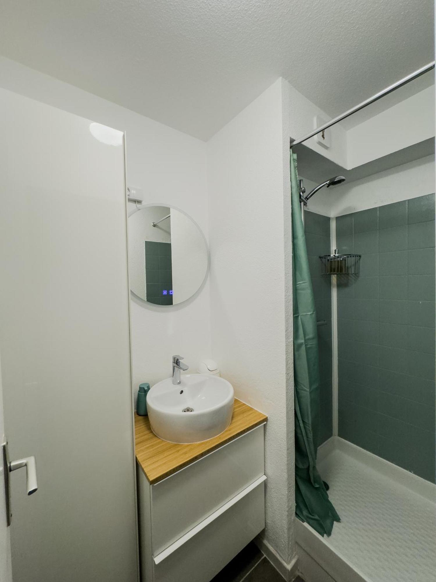 Appartement Le Vauban - 40M2 A Frontignan Plage - A 200M De La Plage - 15 Min De Sete Екстериор снимка